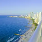 Palmetto Beach Cartagena Vista De Frente Al Mar
